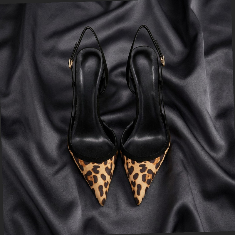 Yuejinlong # YJ26-802, Sandali - Casual Sandal Leather recensione e prezzo